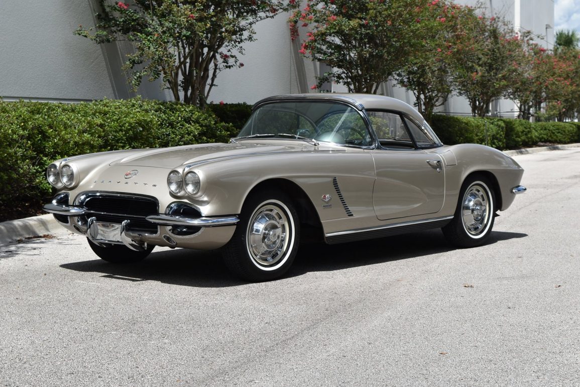 Fawn Beige 1962 Chevrolet Corvette