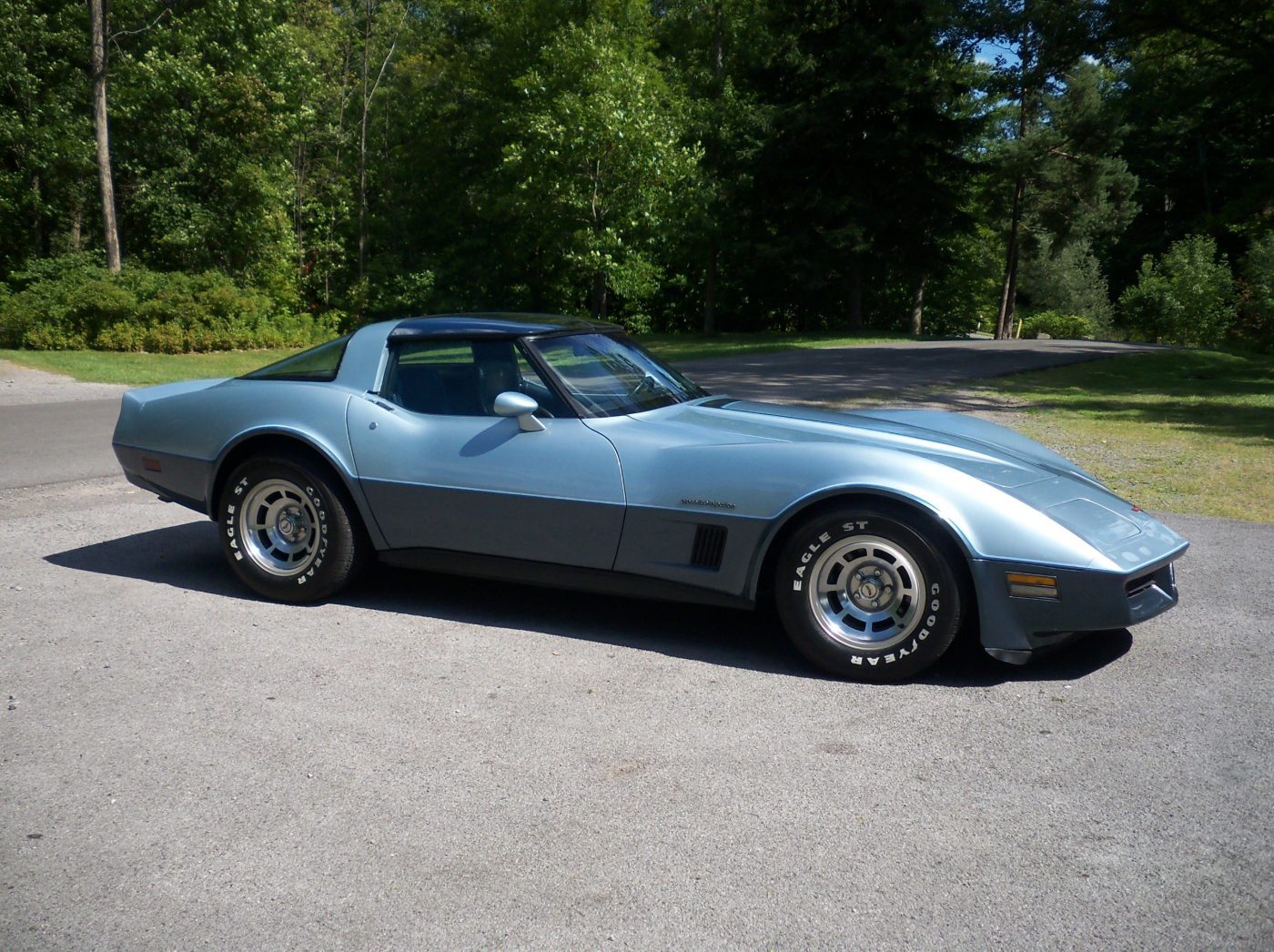 1982 C3 Corvette | Image Gallery & Pictures