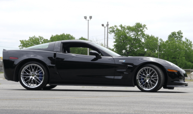 2011 Chevrolet Corvette ZR1 | Image Gallery & Pictures