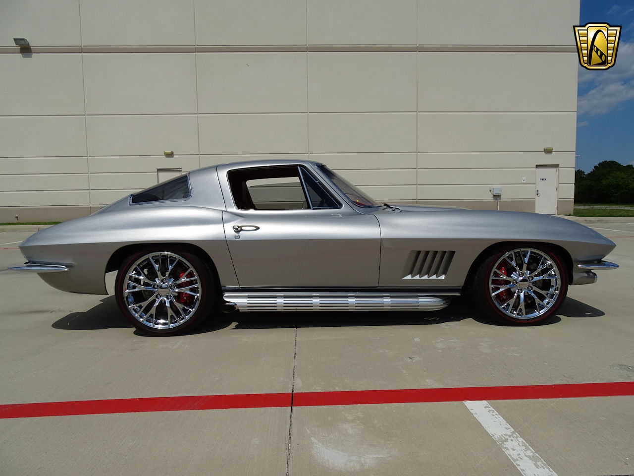 Corvettes for Sale: A Custom 1967 Corvette | For Sale | CorvSport.com