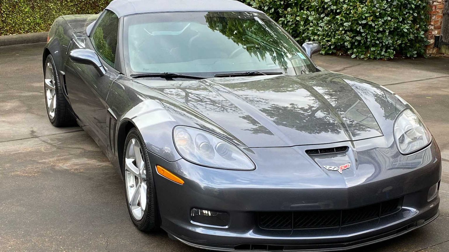 Eli Manning's Corvette Sells For 140k In the ALL IN Celebrity Challenge