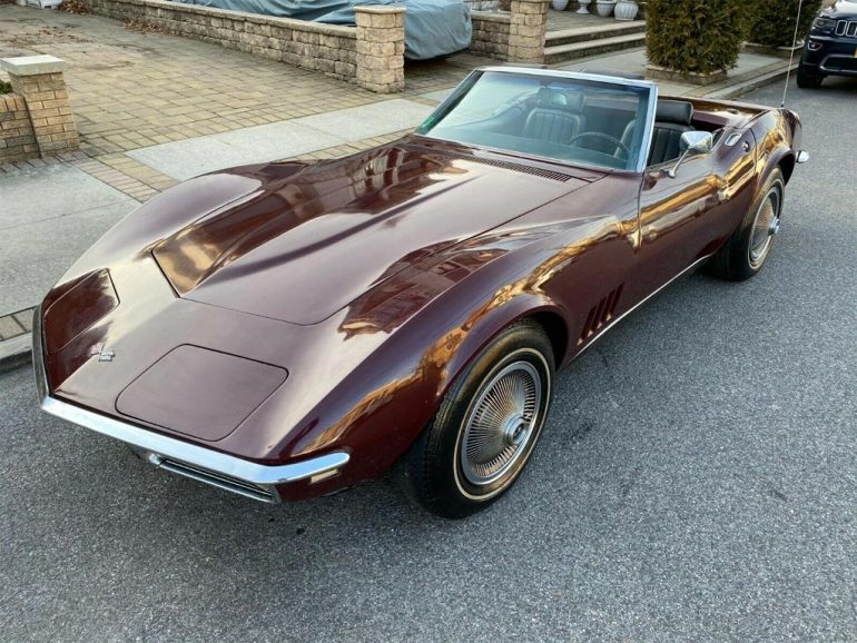 Cordovan Maroon 1968 Chevrolet Corvette