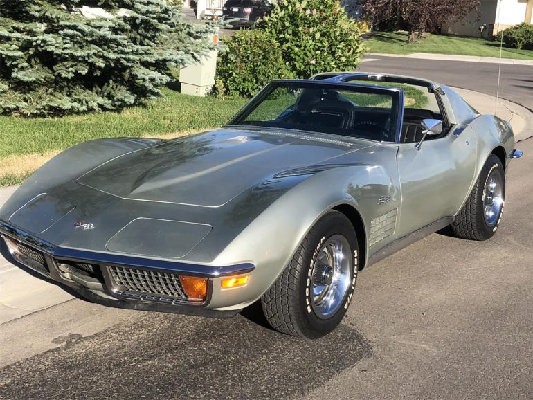 Pewter Silver 1972 Chevrolet Corvette