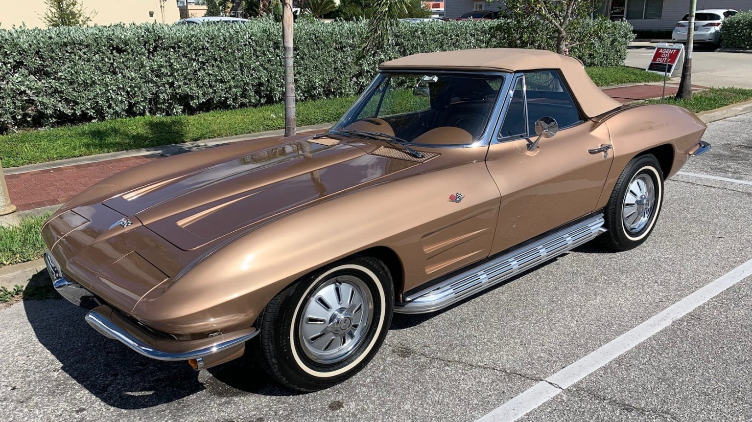 Saddle Tan 1964 Chevrolet Corvette