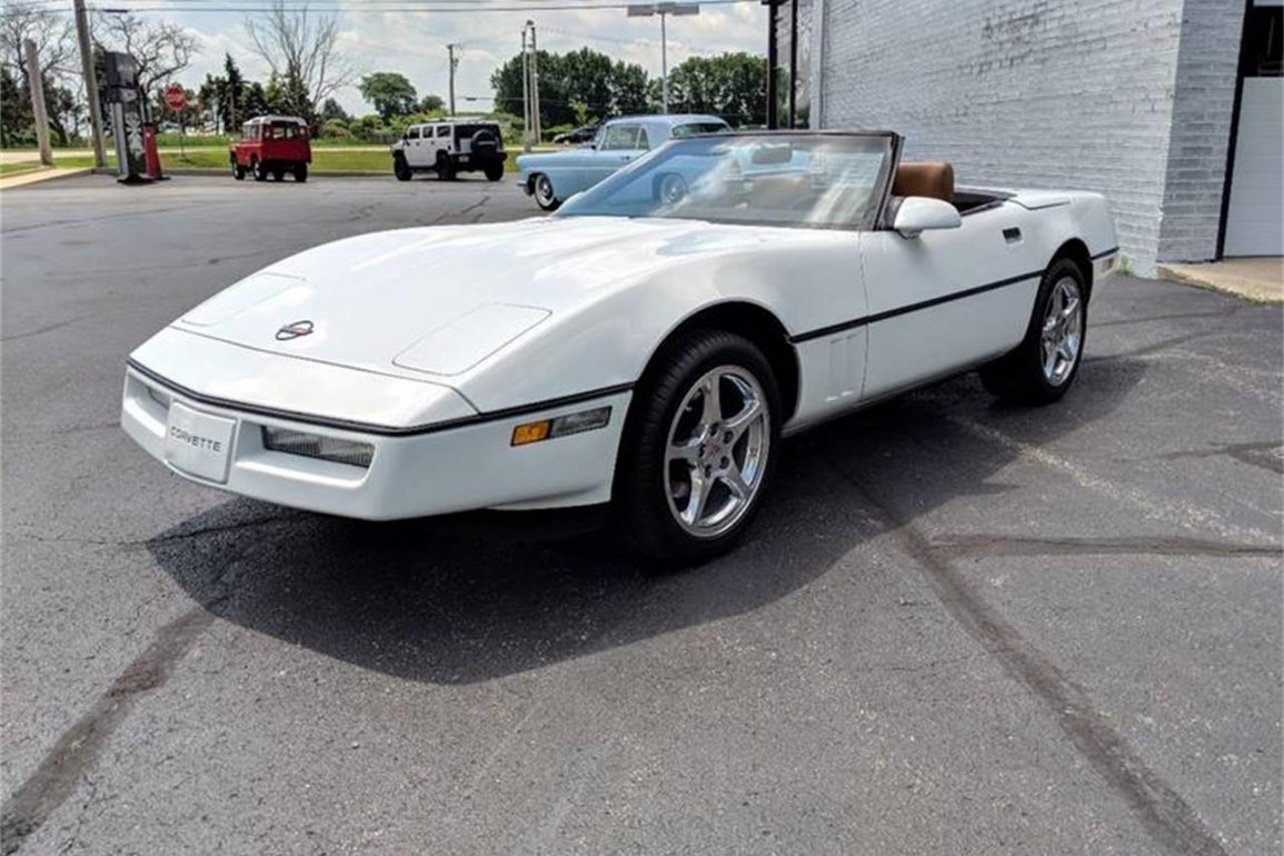 1989 Chevrolet Corvette Guide: Specs, Photos, Colors, Options, & More