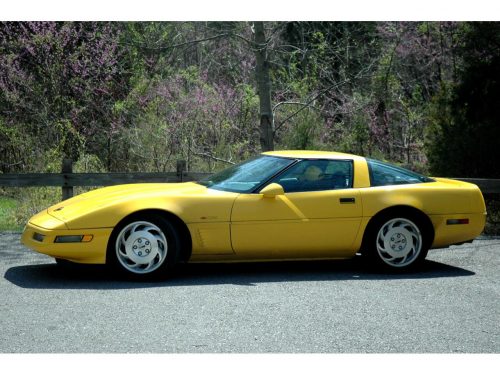 Competition Yellow 1996 Chevrolet Corvette