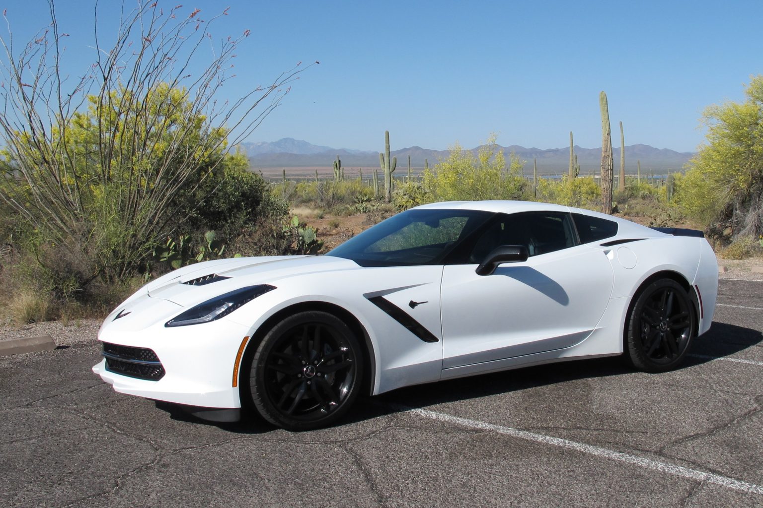 Arctic White 2014 Chevrolet Corvette