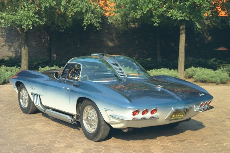 1961 XP-755 Mako Shark I Concept