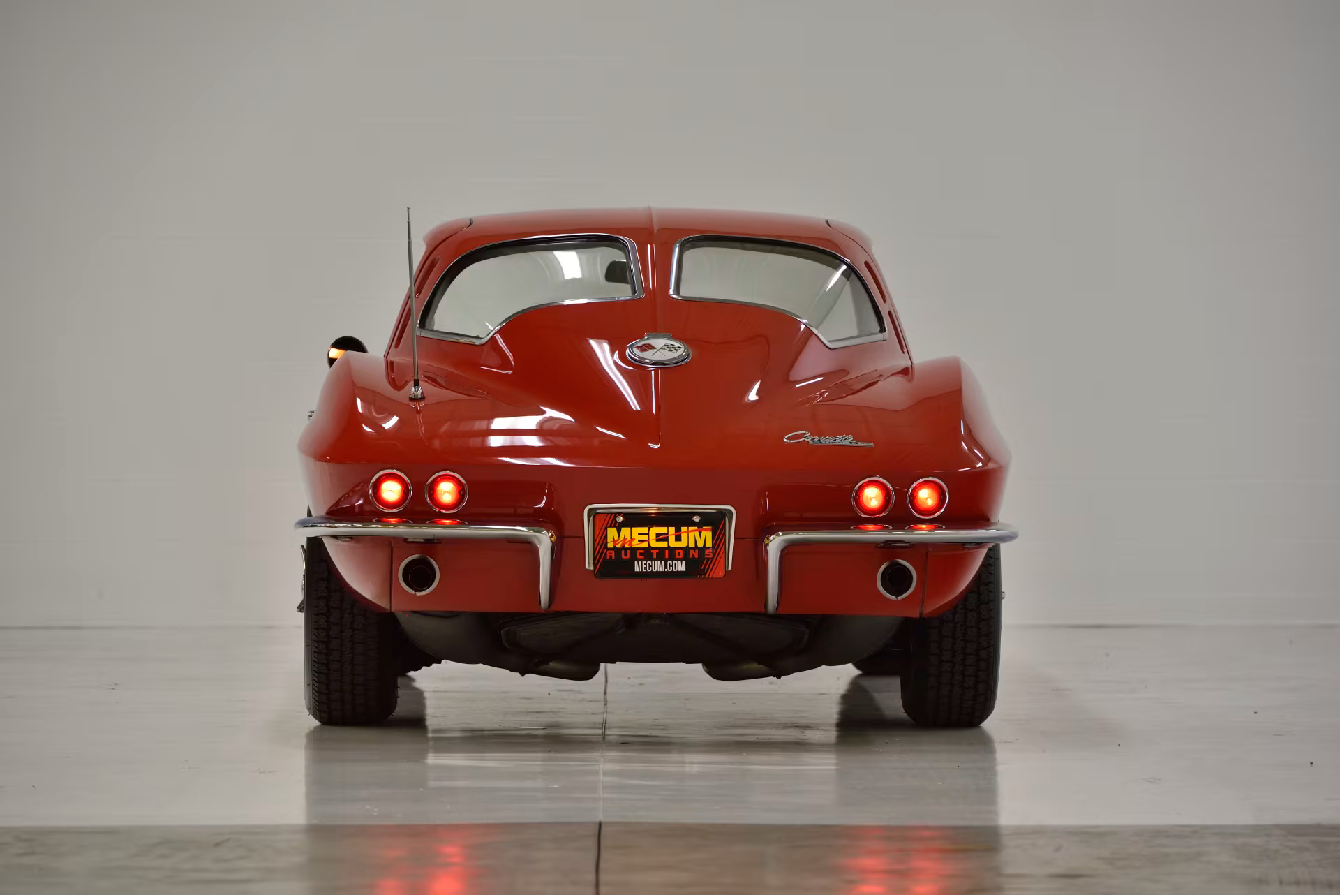 Rear profile of a 1963 Split-window Corvette