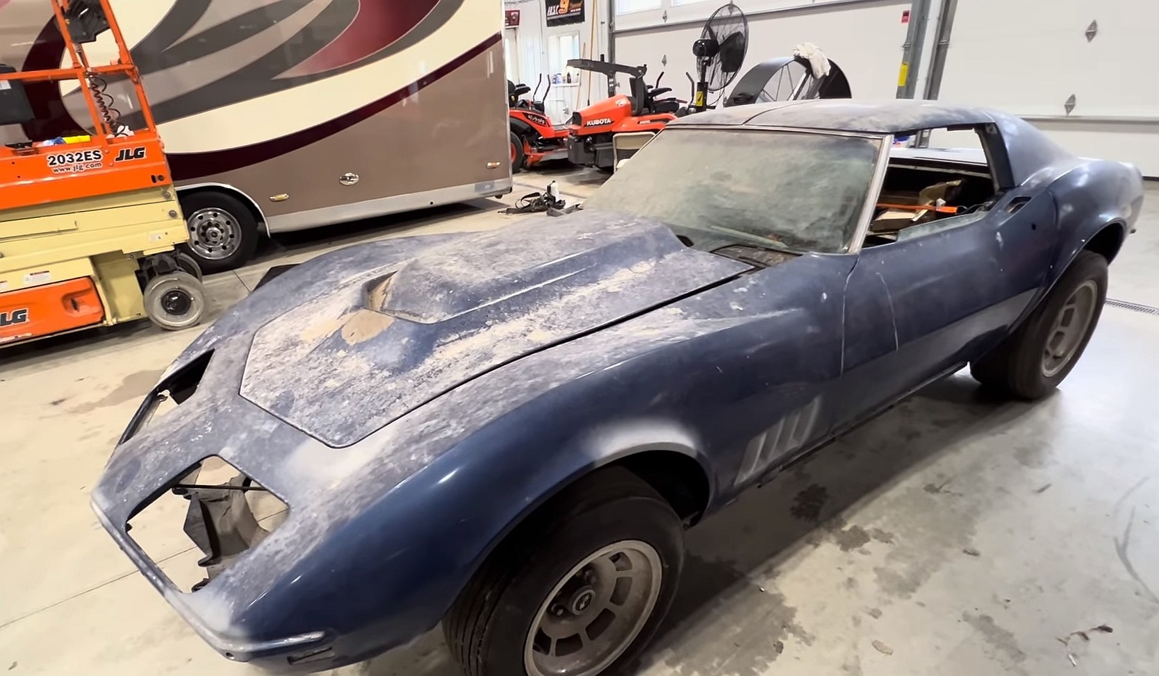 super-rare-1969-chevrolet-corvette-l88-barn-find